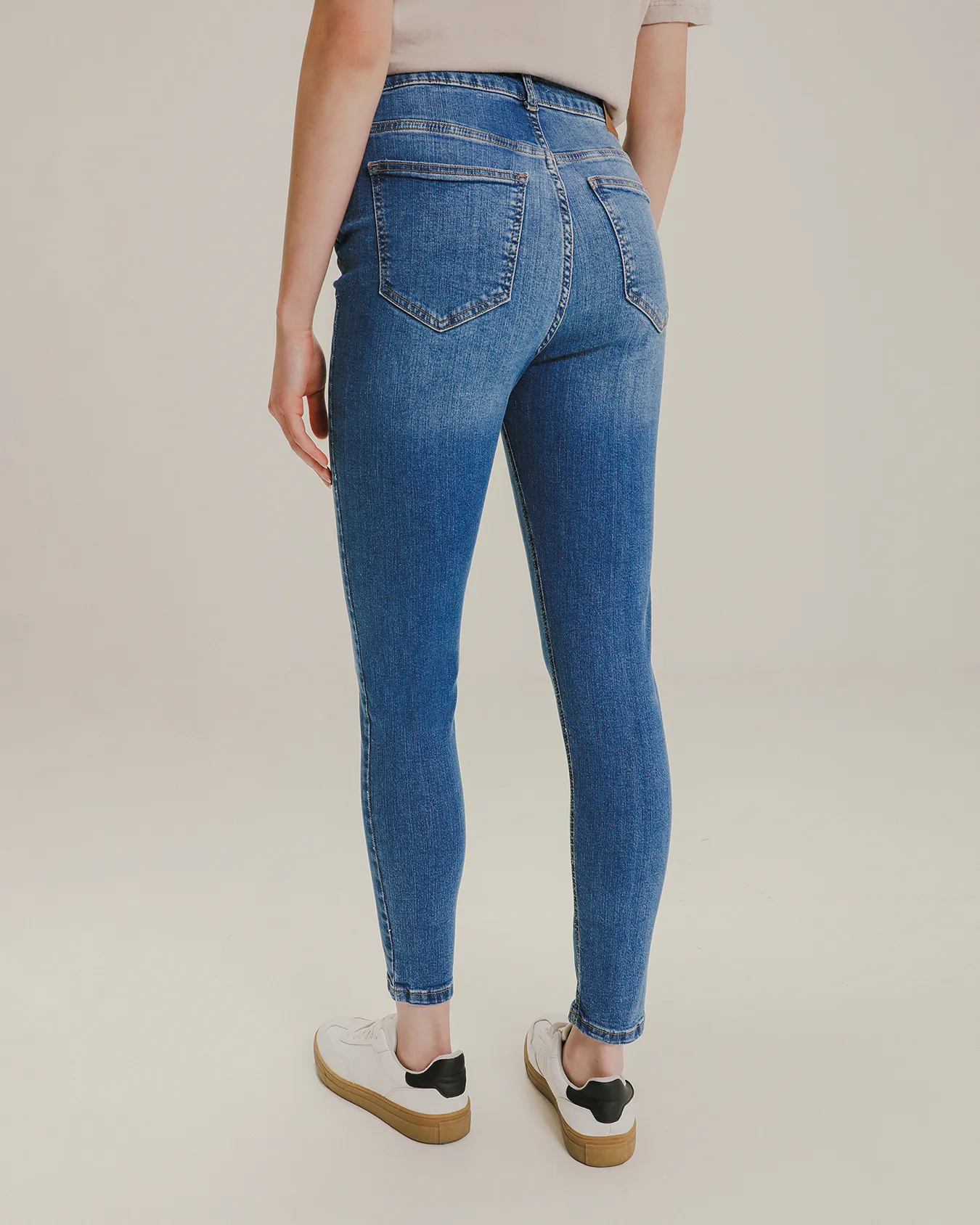Skinny Jeans 2 Skinny Jeans