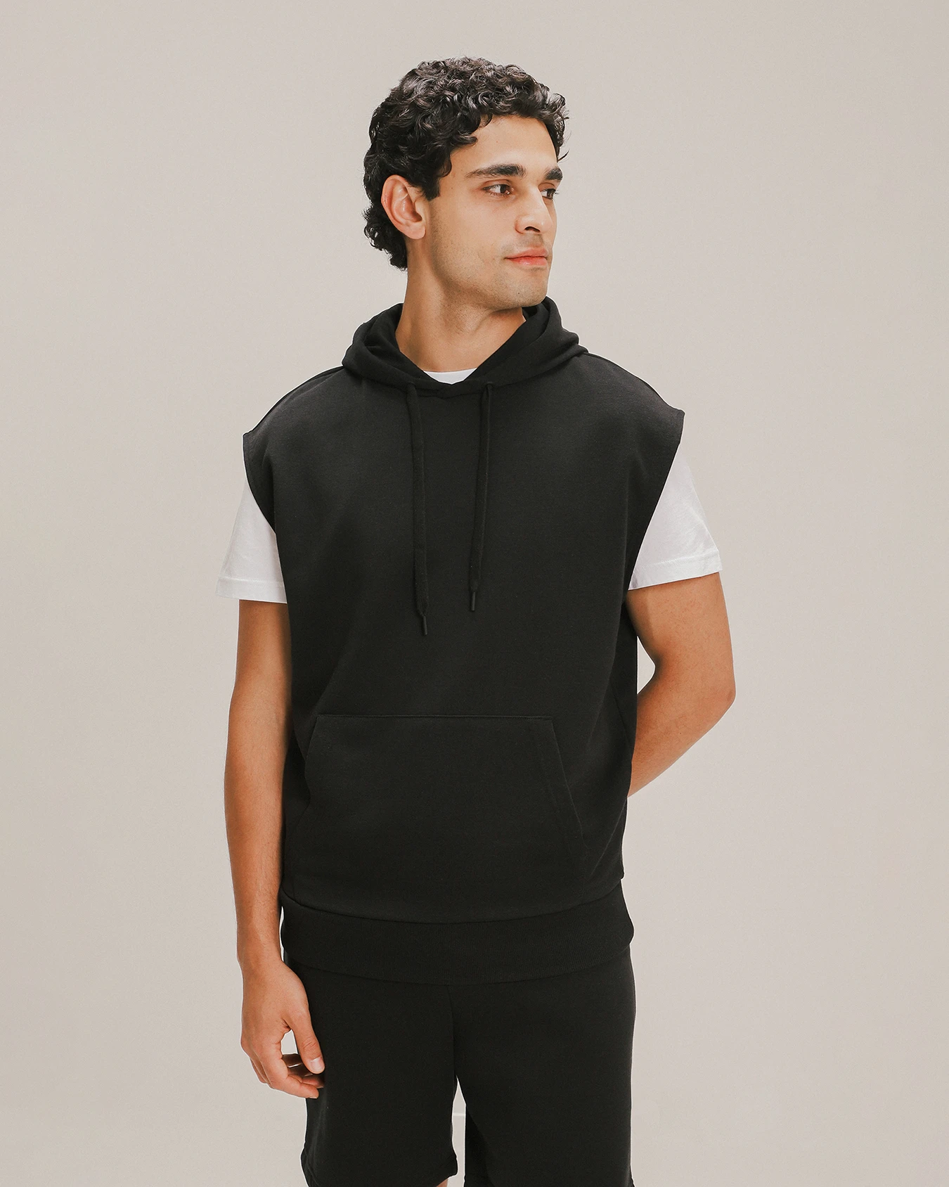 Chaleco Hoodie Básico