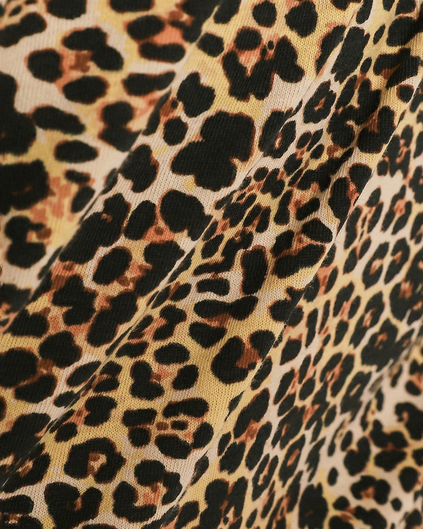 Playera Cuello V Animal Print 4 Playera Cuello V Animal Print