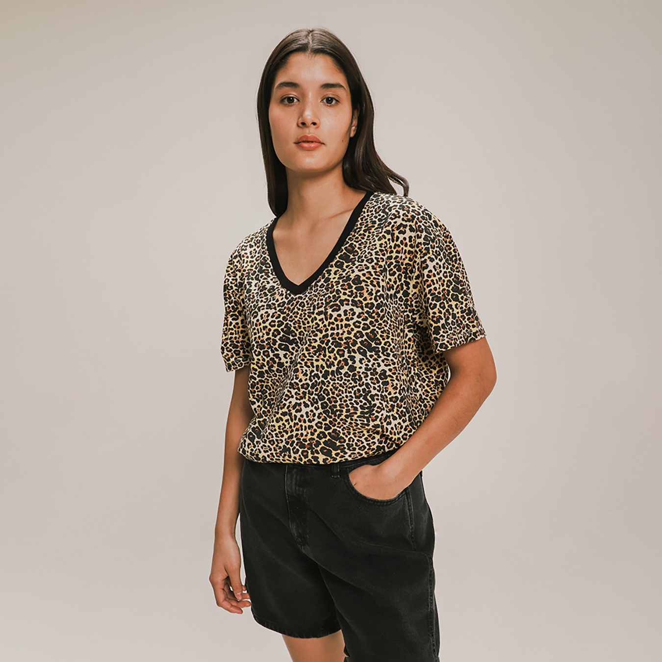 Playera Cuello V Animal Print 6 Playera Cuello V Animal Print