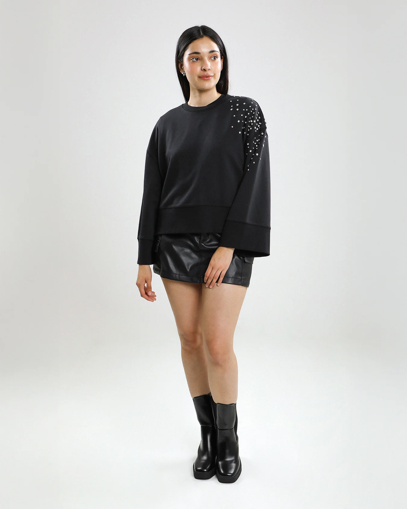 Sudadera Aplicación Perlas 2 Sudadera Aplicación Perlas