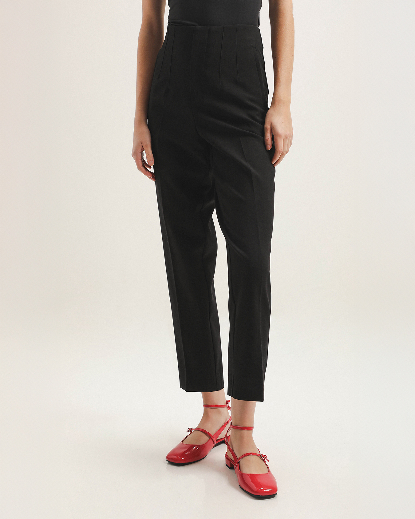 Pantalón Negro Pinzas 2 Pantalón Negro Pinzas
