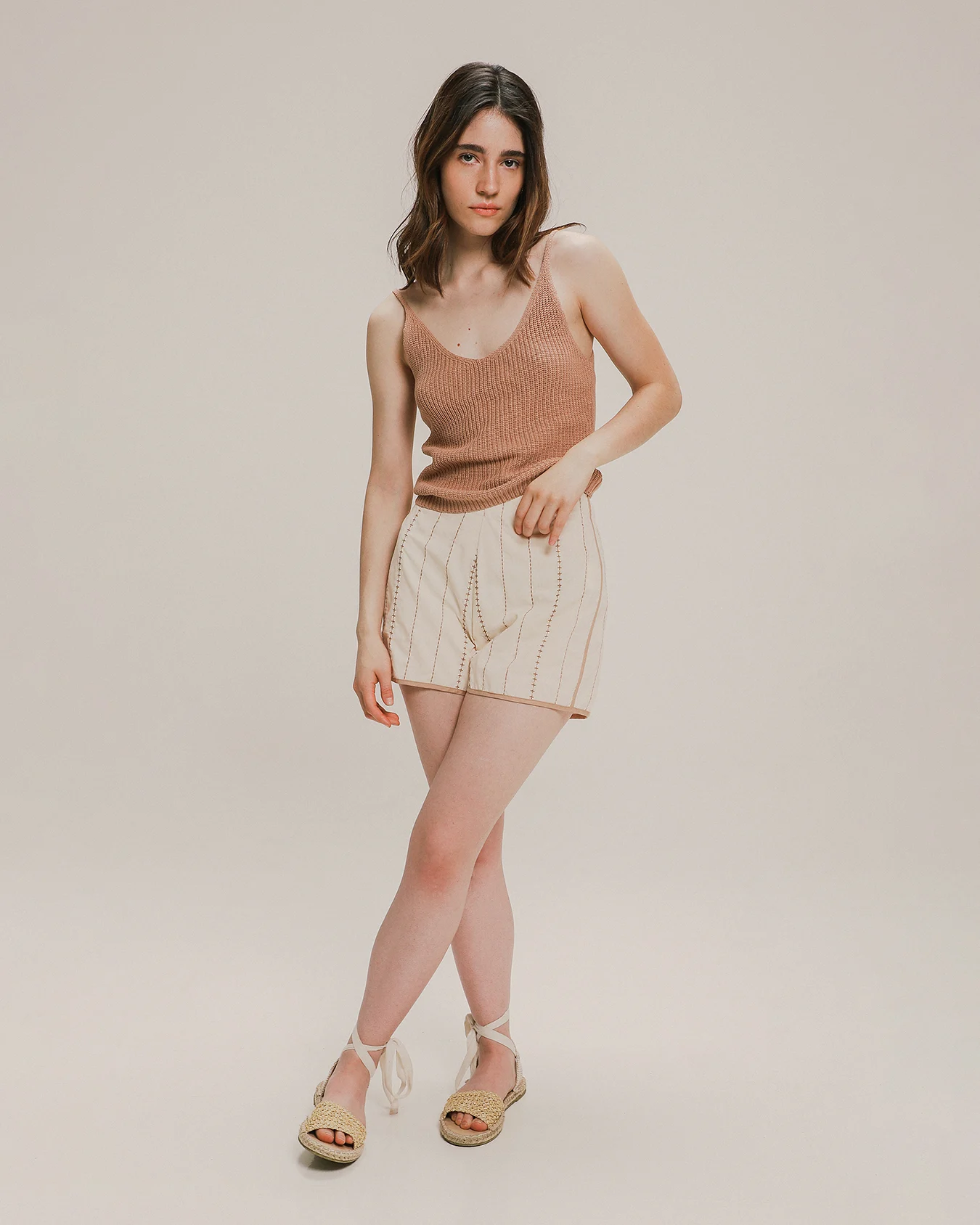 Short Holgado Beige