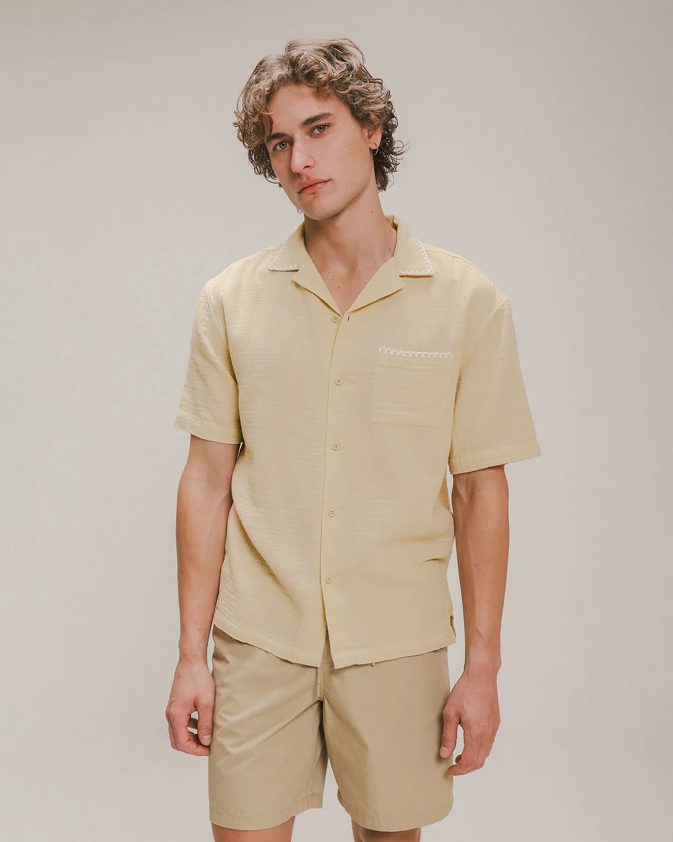 Camisa Manga Corta Beige 2 Camisa Manga Corta Beige