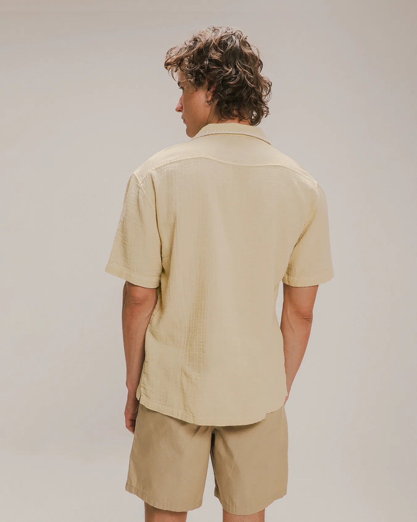 Camisa Manga Corta Beige 3 Camisa Manga Corta Beige