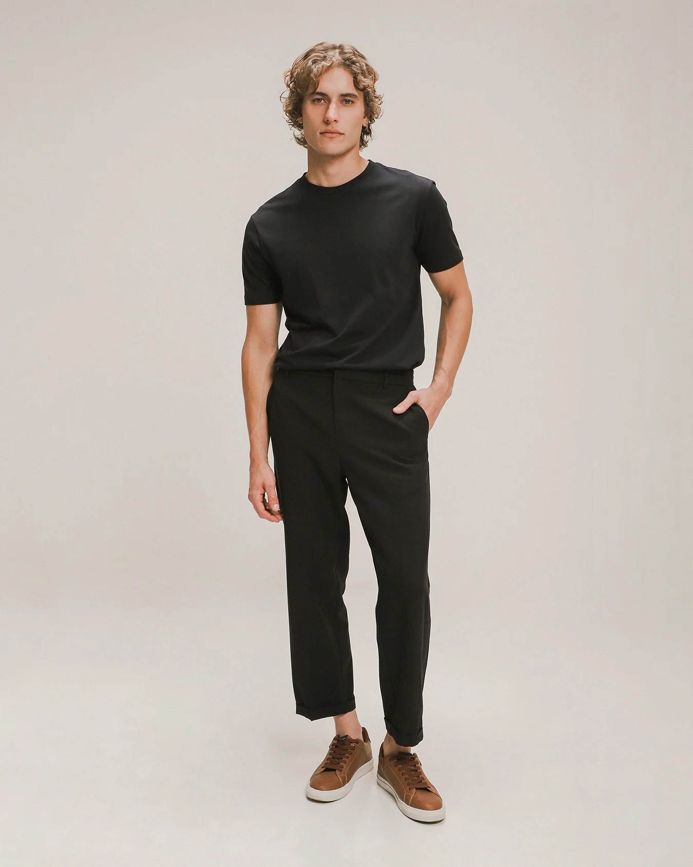 Pantalón Fit Regular Negro