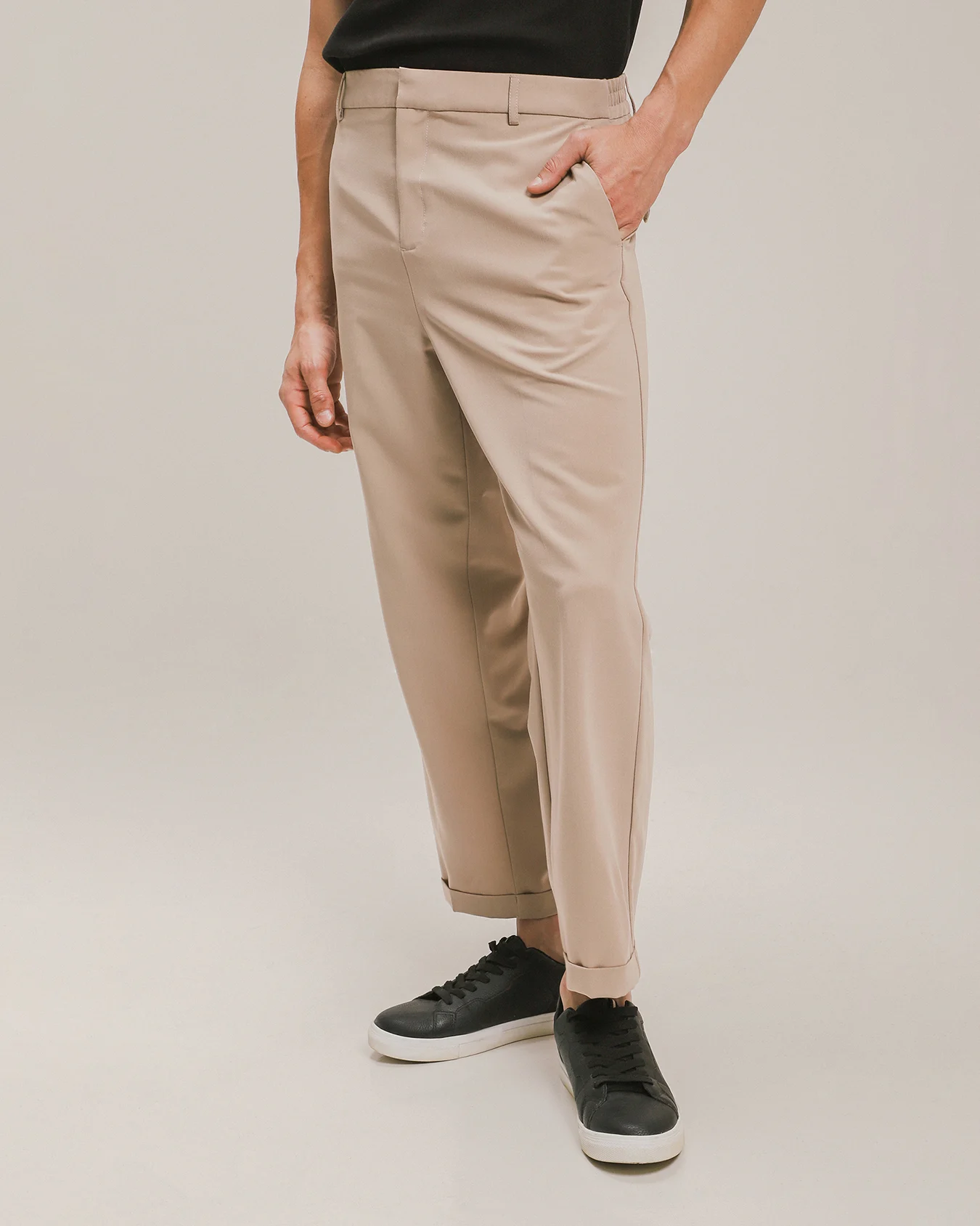 Pantalón Fit Regular Beige 2 Pantalón Fit Regular Beige