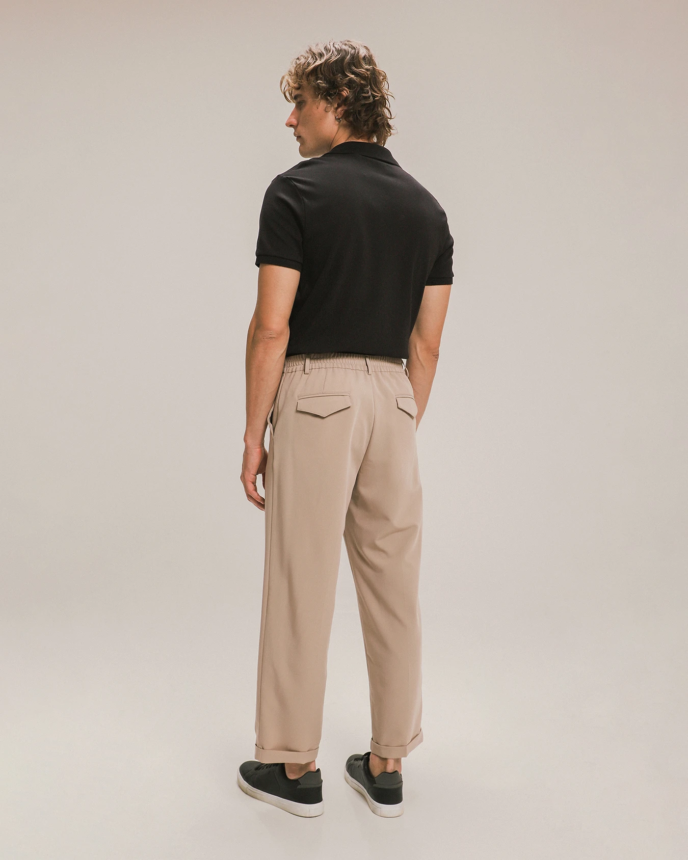Pantalón Fit Regular Beige 3 Pantalón Fit Regular Beige