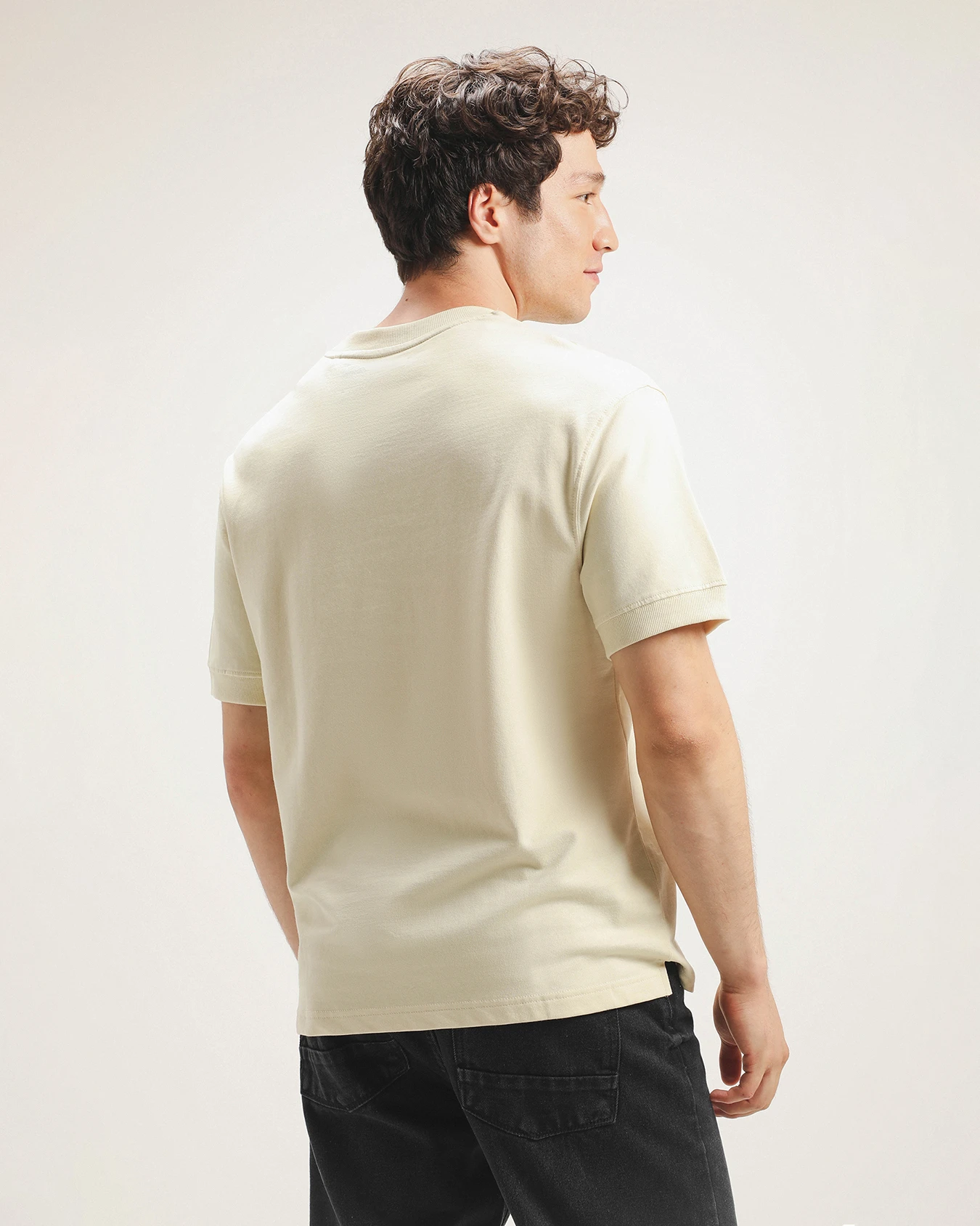 Playera Fit Relaxed Amarillo 3 Playera Fit Relaxed Amarillo