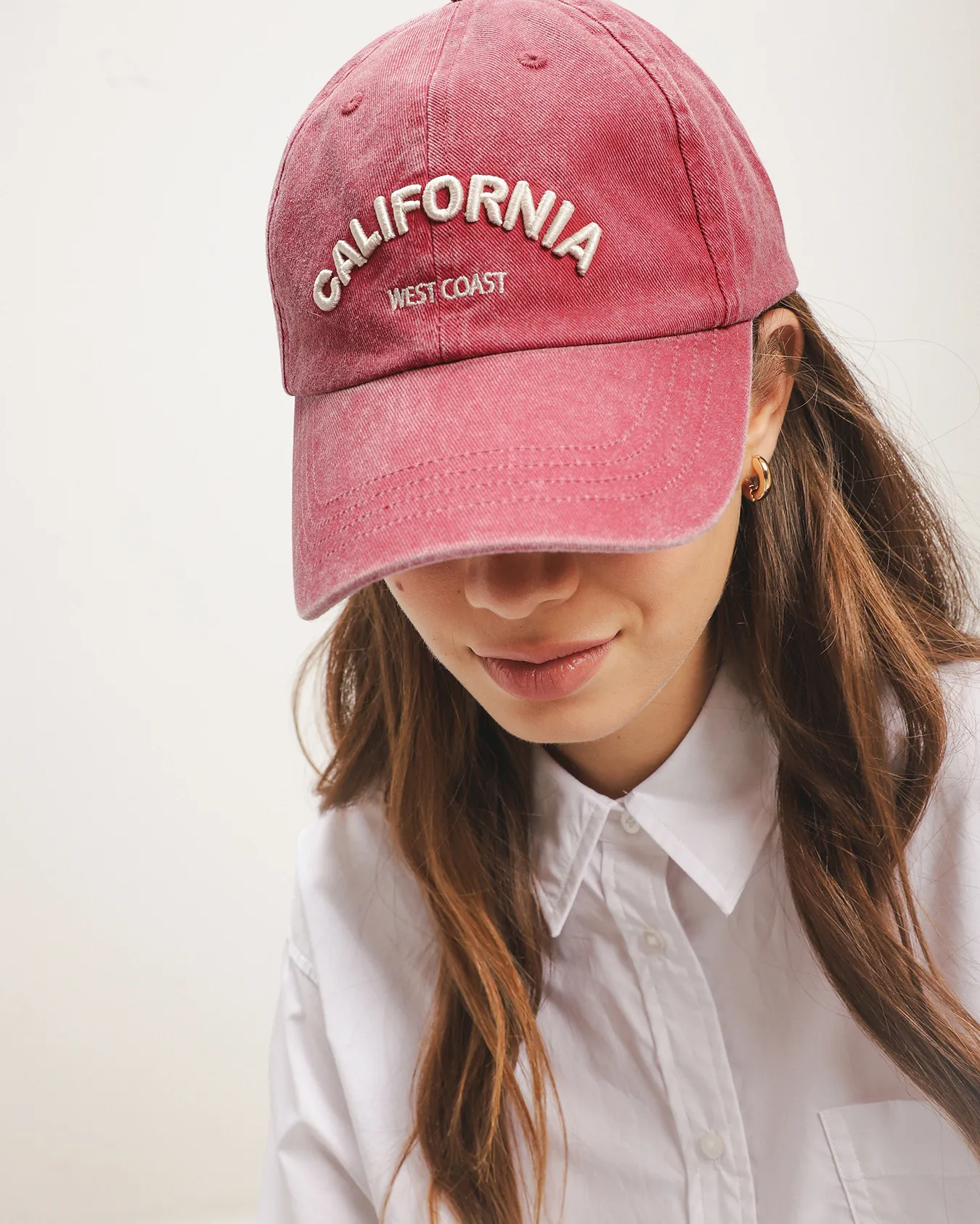Gorra Roja Bordada