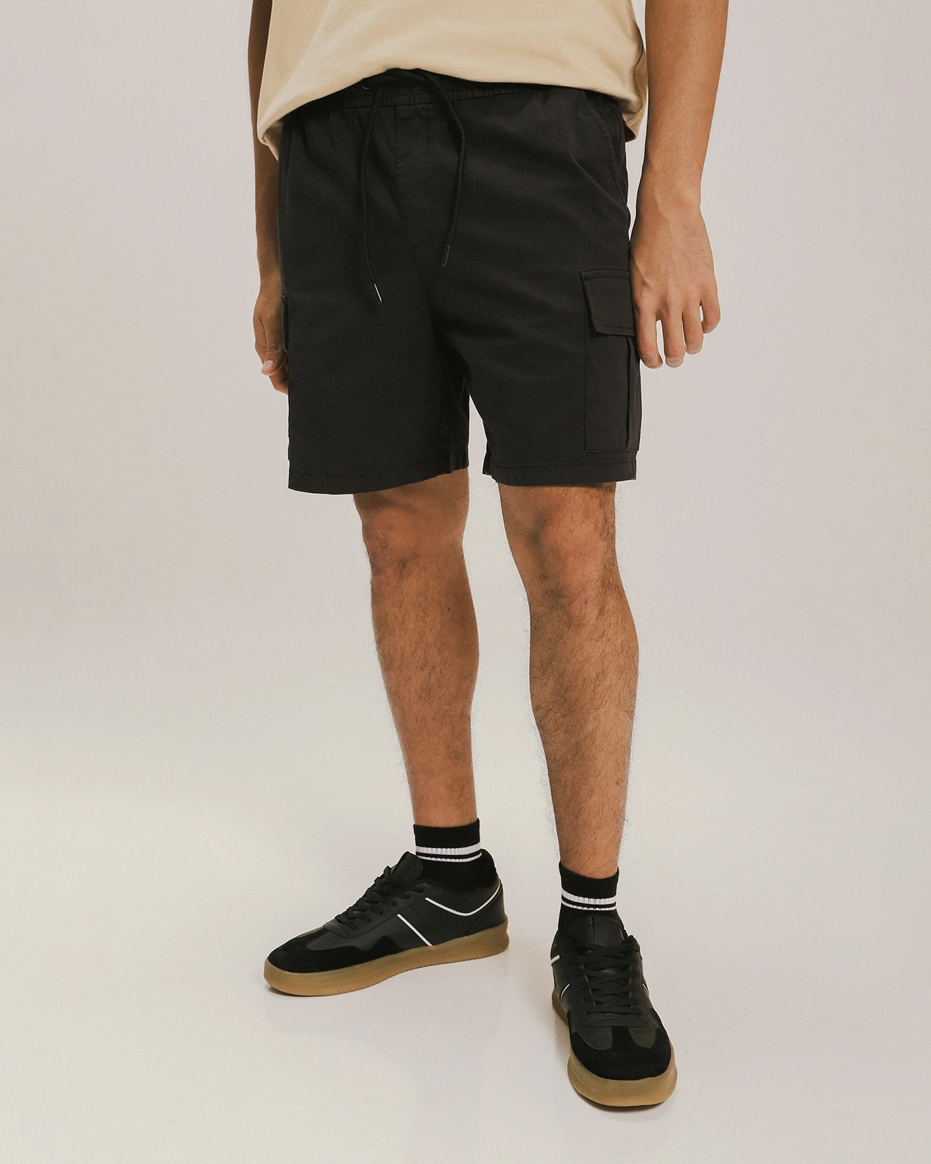 Short Cargo Negro 2 Short Cargo Negro