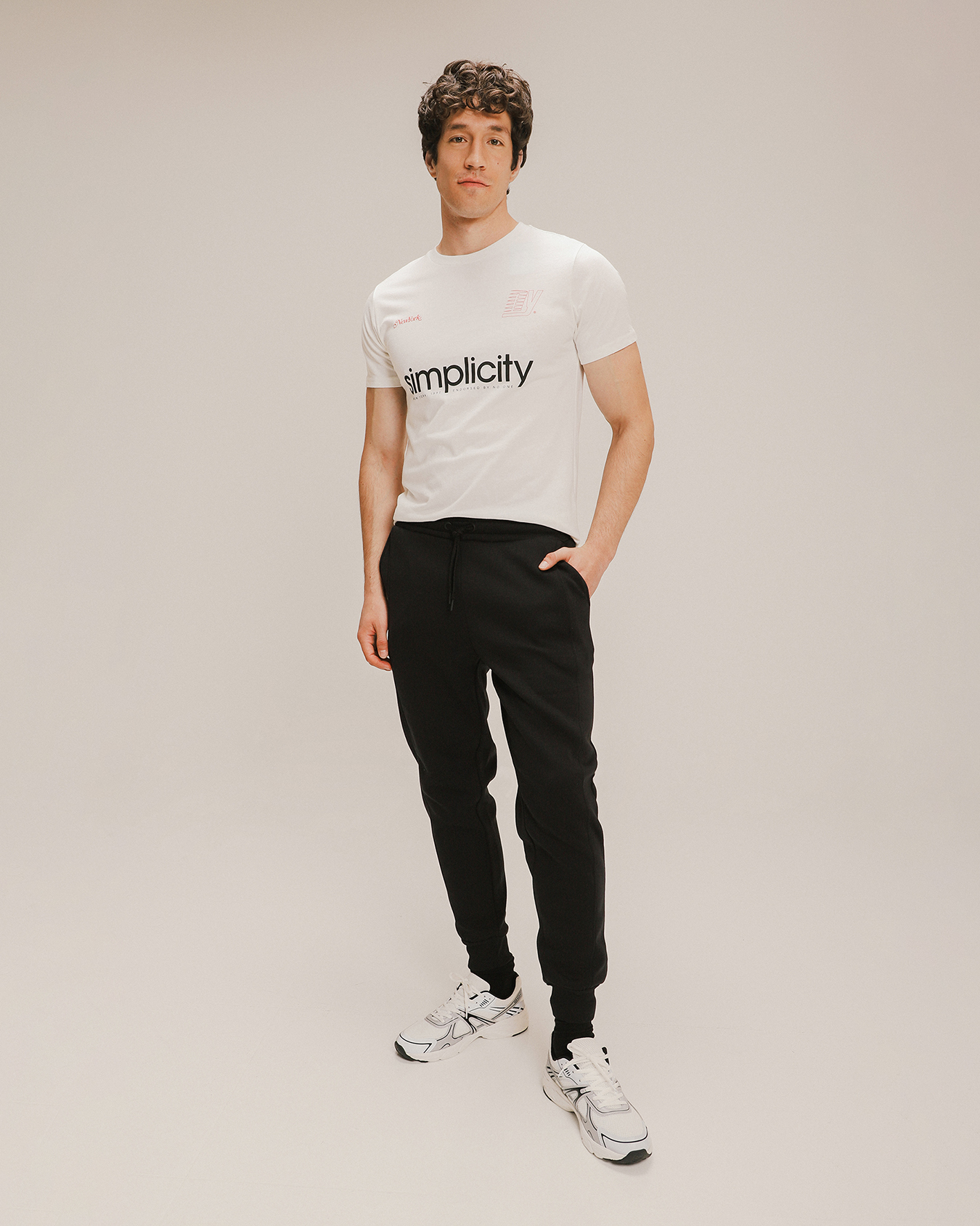 Jogger Skinny Básico Negro 1 Jogger Skinny Básico Negro