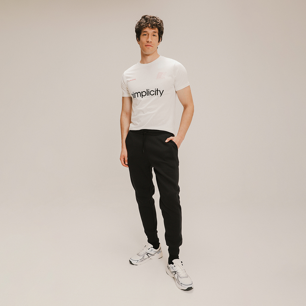 Jogger Skinny Básico Negro 4 Jogger Skinny Básico Negro
