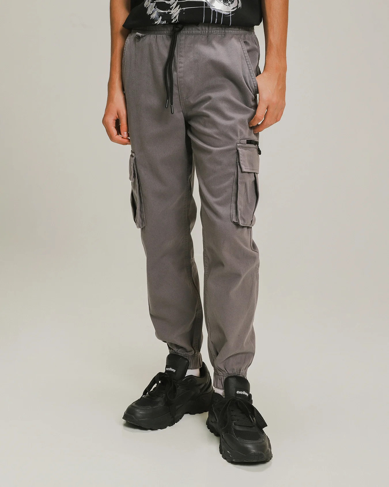Jogger Bolsillos Cargo Gris